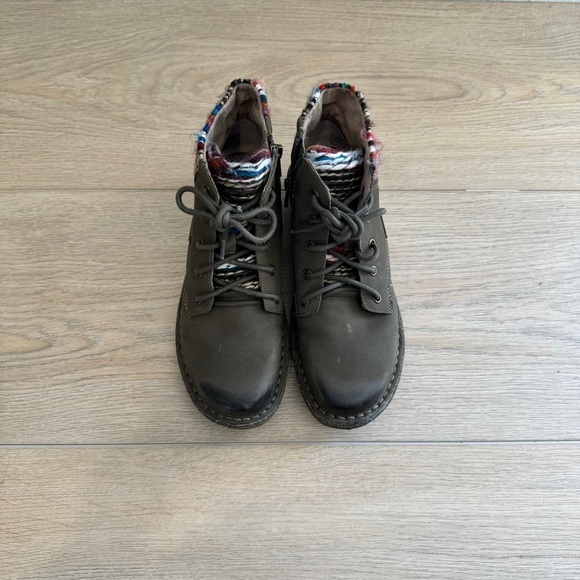 Aetrex Women’s Jolie Brown Leather Sweater Cuff Ankle Side Zip Boots Size 5 - Picture 2 of 8